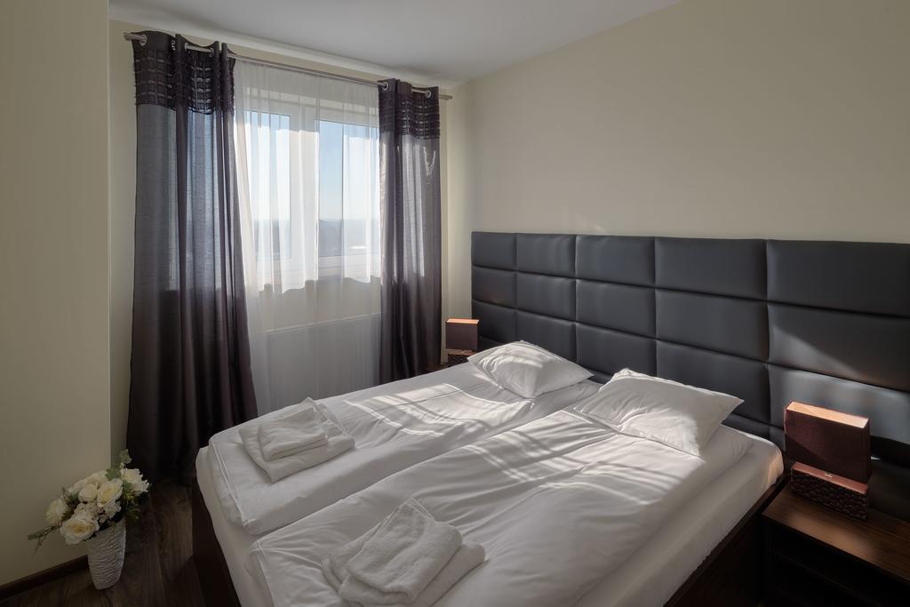 City Aparthotel Ochota Варшава Стая снимка