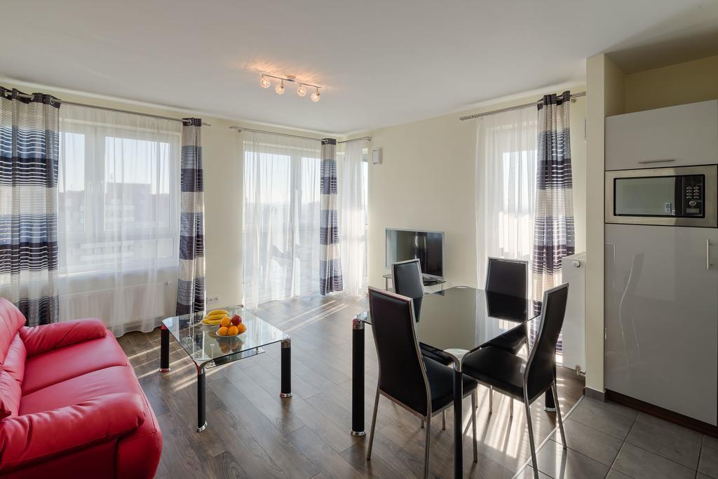 City Aparthotel Ochota Варшава Стая снимка