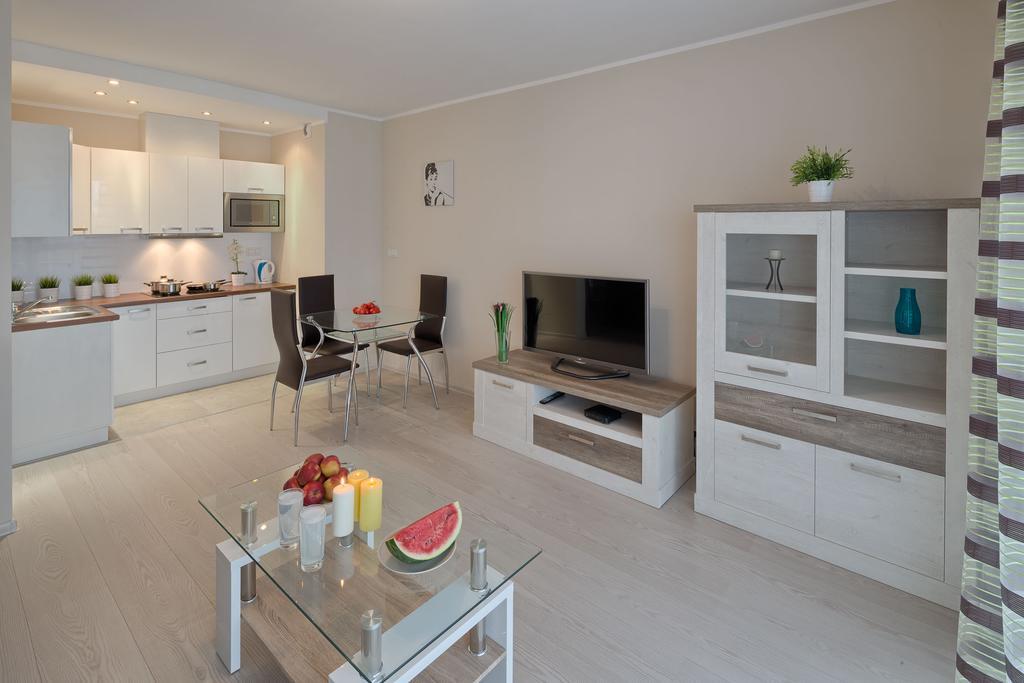 City Aparthotel Ochota Варшава Стая снимка
