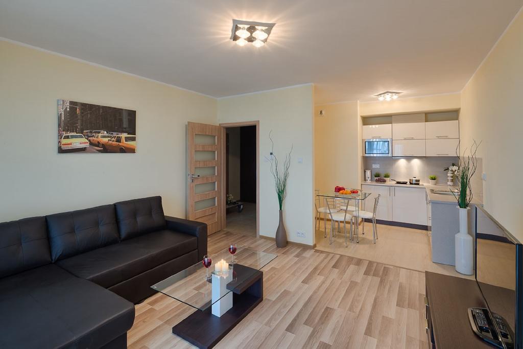 City Aparthotel Ochota Варшава Екстериор снимка
